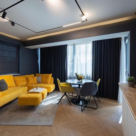 Topaz Beachfront Apartment Varna Eksteriør billede